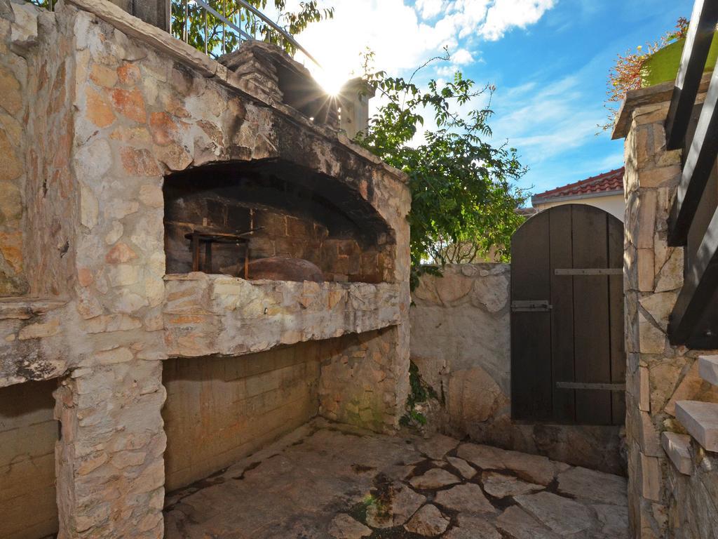 Apartment Poseidon Trogir Exterior photo