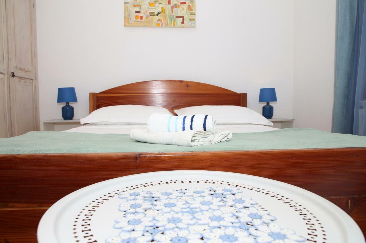 Apartment Poseidon Trogir Exterior photo